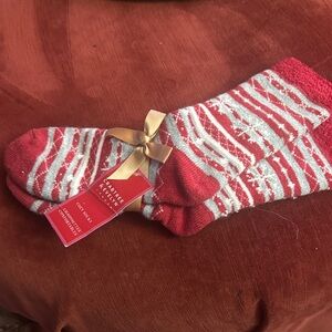 Crabtree & Evelyn Striped Red and White Socks
